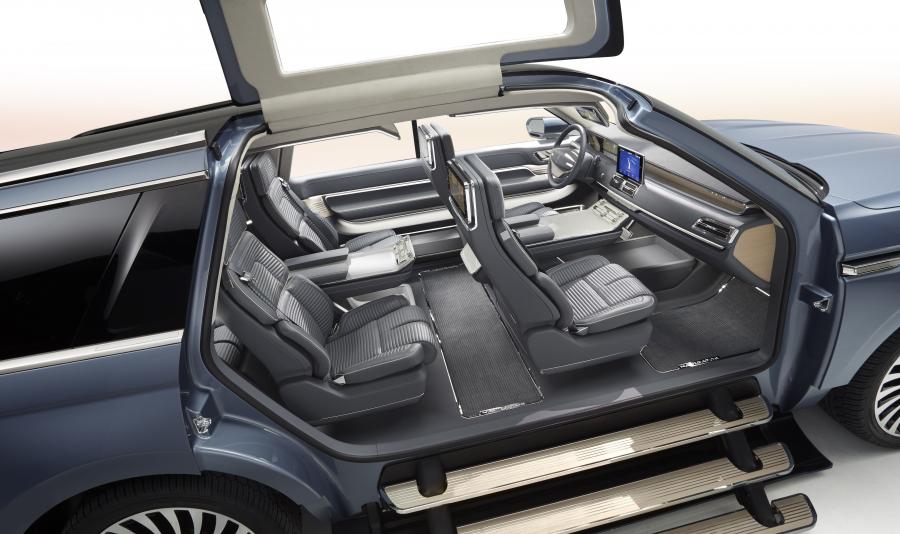  Lincoln Navigator Concept 2016 года  (фото 10 из 17)